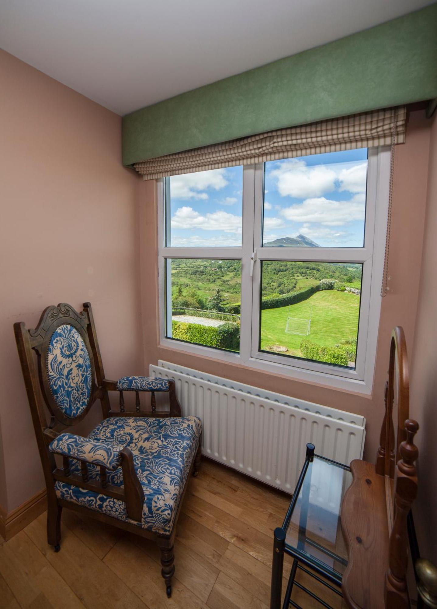 Appartamento Farnaught House Westport Esterno foto